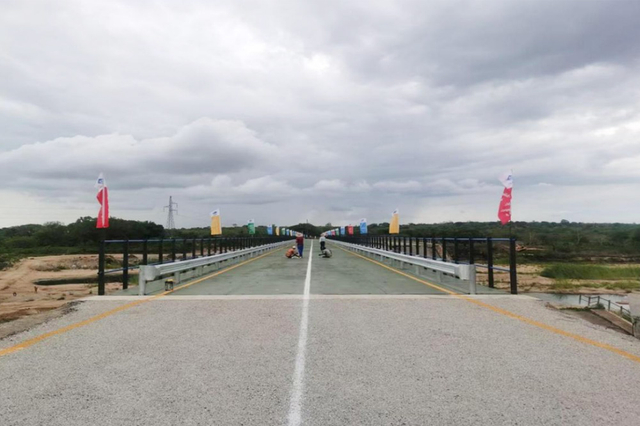 Puente de acero de Mozambique